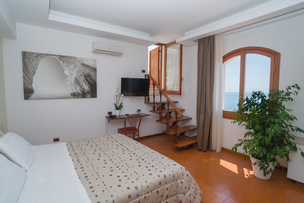 Villa Scapone Mattinata Ngoại thất bức ảnh
